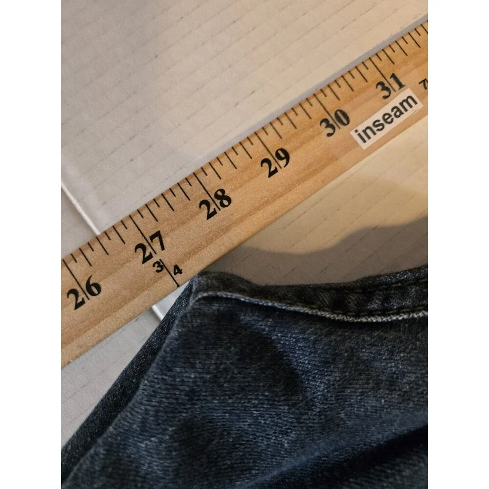 Levi Strauss Jeans Signature Series Taper 36x30 Lightly Distressed